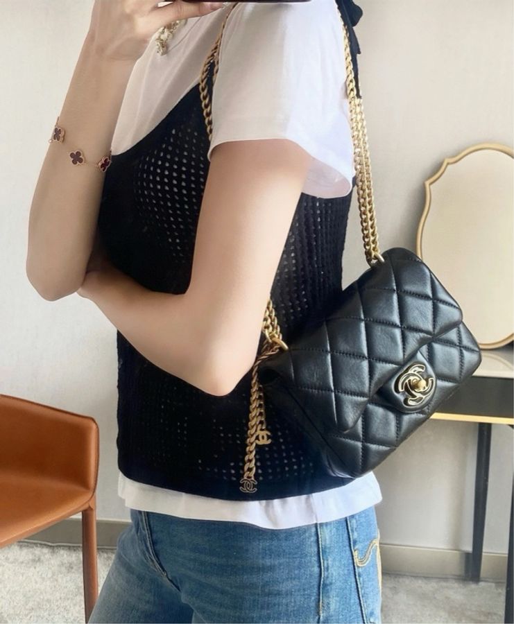 99新 Chanel香奈兒 黑金琺瑯扣羊皮方胖子鏈條包 芯片款 尺寸:18.5*5*14cm-7