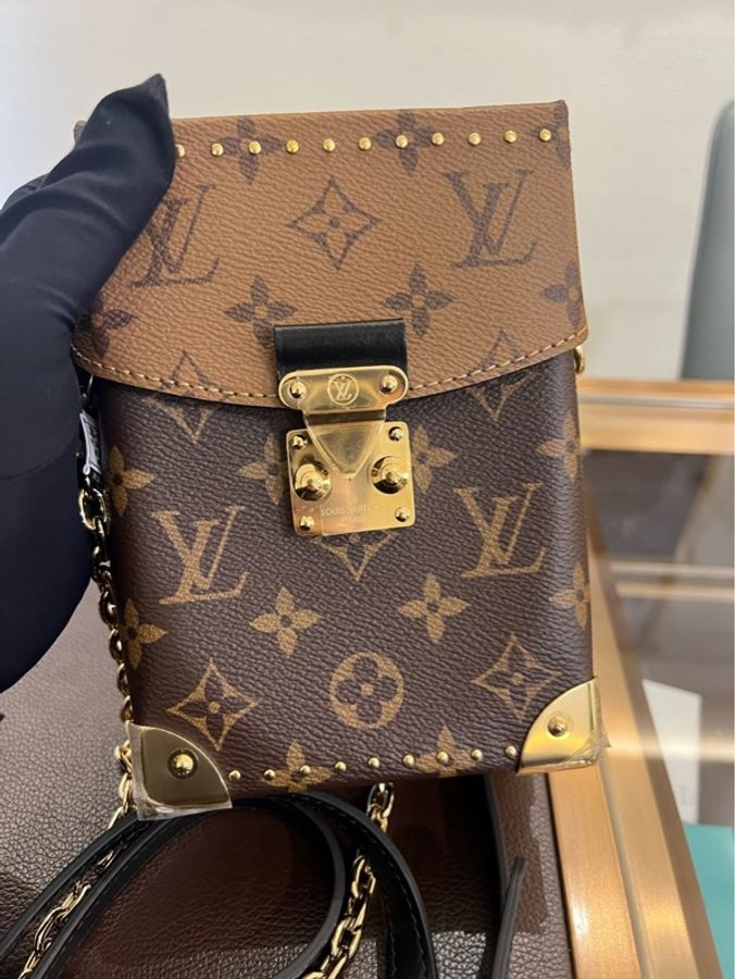 路易威登Louis Vuitton Camera Box 芯片 Monogram Reverse 塗層帆布-0