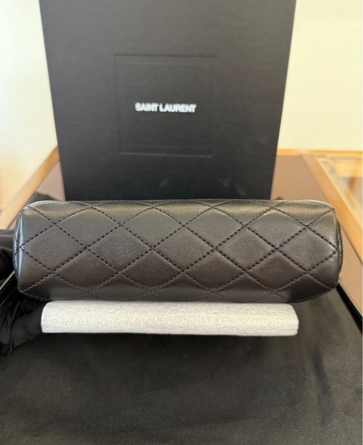 聖羅蘭 YSL 菱格紋 新款 黑金 nolita mini 鏈條包 尺寸:18*13*6-4