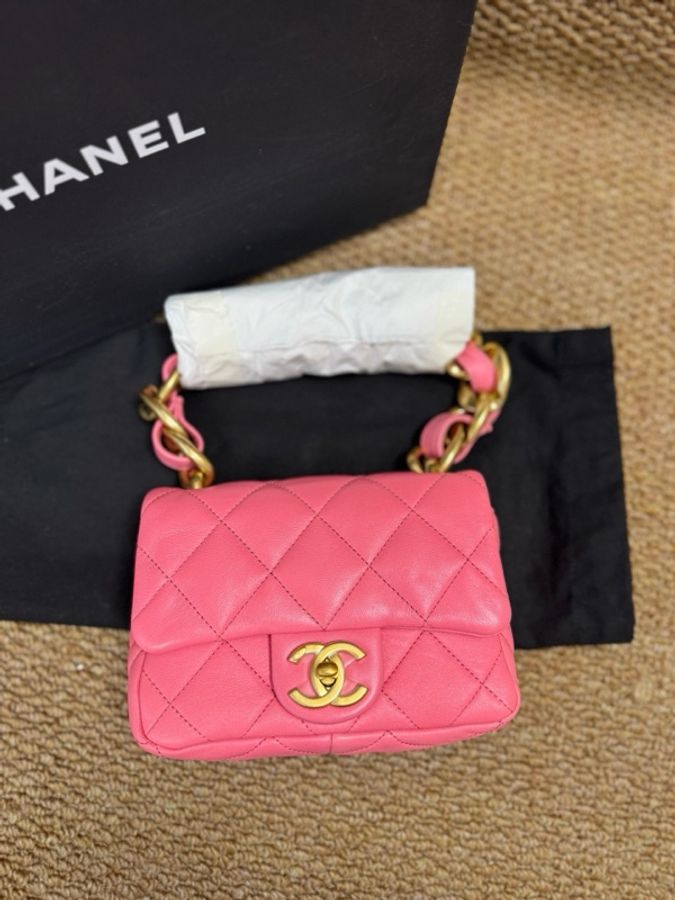 芯片款 Chanel香奈兒 多巴胺色 方胖子珊瑚粉羊皮金扣包-0