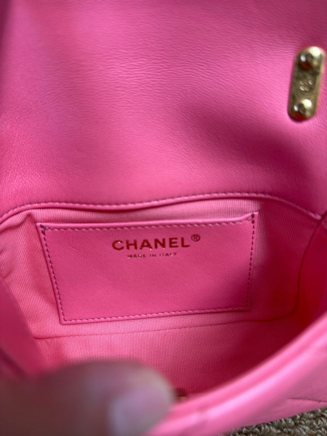 芯片款 Chanel香奈兒 多巴胺色 方胖子珊瑚粉羊皮金扣包-8