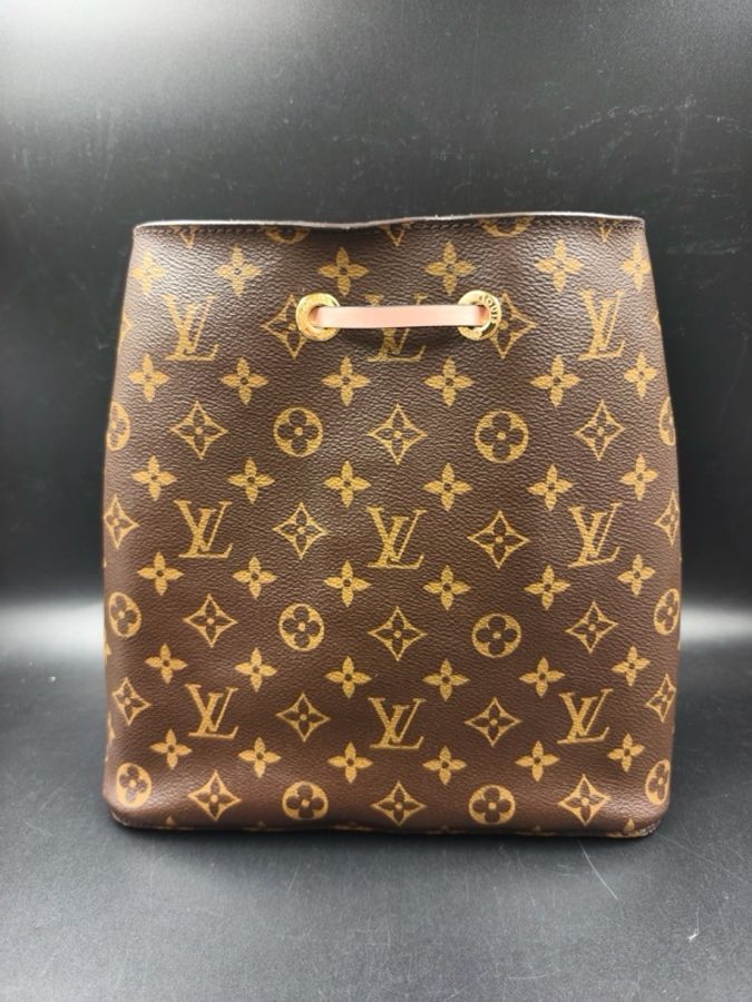 特價💛 Louis Vuitton 路易威登老花配粉肩帶水桶 NOE 粉桶-1