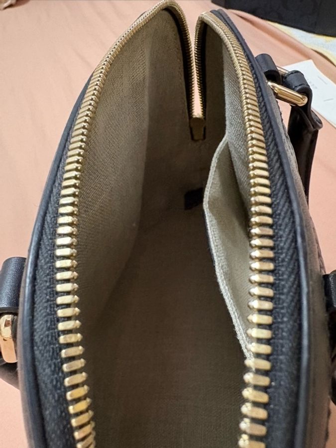 Gucci Microguccissima Dome Bag「貝殼包」-17