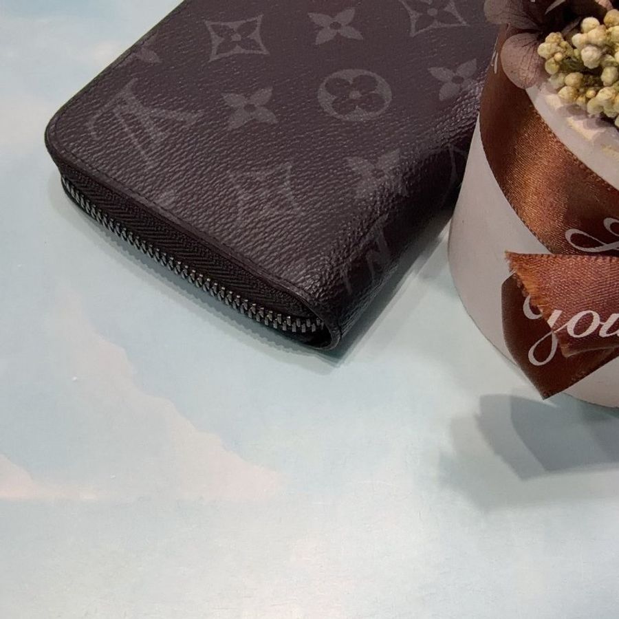 LV Monogram Eclipse拉鍊長夾-8