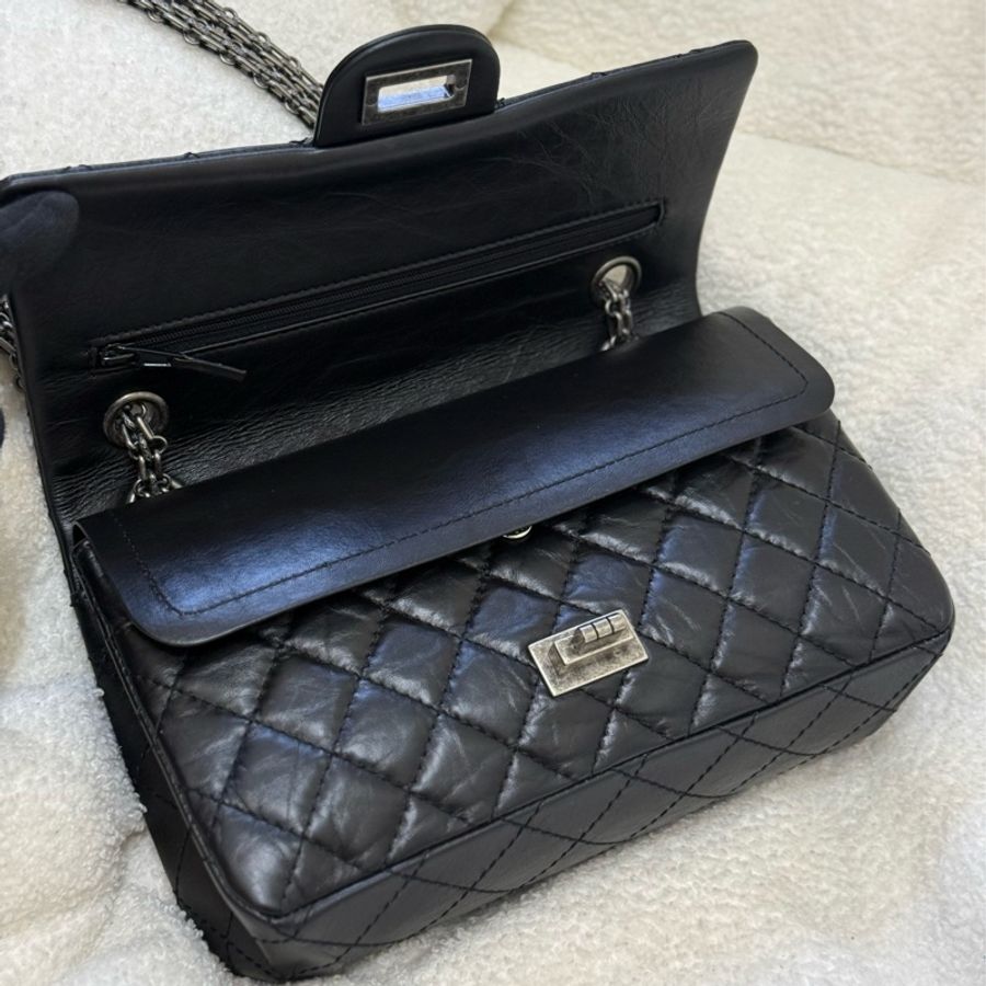(2021台灣購證🇹🇼全配)Chanel 2.55 黑銀 小號-8