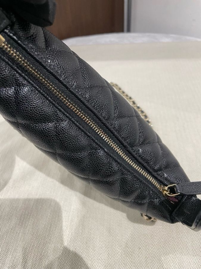 CHANEL香奈兒 25C 經典鏈條金屬Logo 皮穿鏈 菱格Hobo包單肩斜挎 顆粒牛皮材質金色五金 手提包 女款 黑色,尺寸16/12/6.5cm,芯片款 配件防塵。-6
