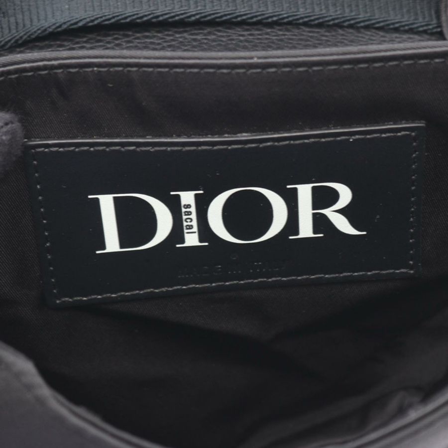 Dior × Sacai 馬鞍迷你斜背包,尼龍皮革材質,黑色,二手男士款-3