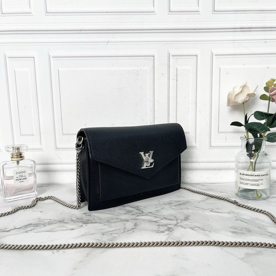 【威選精品】✨LV MyLockme 黑銀 WOC 鏈條包✨-4