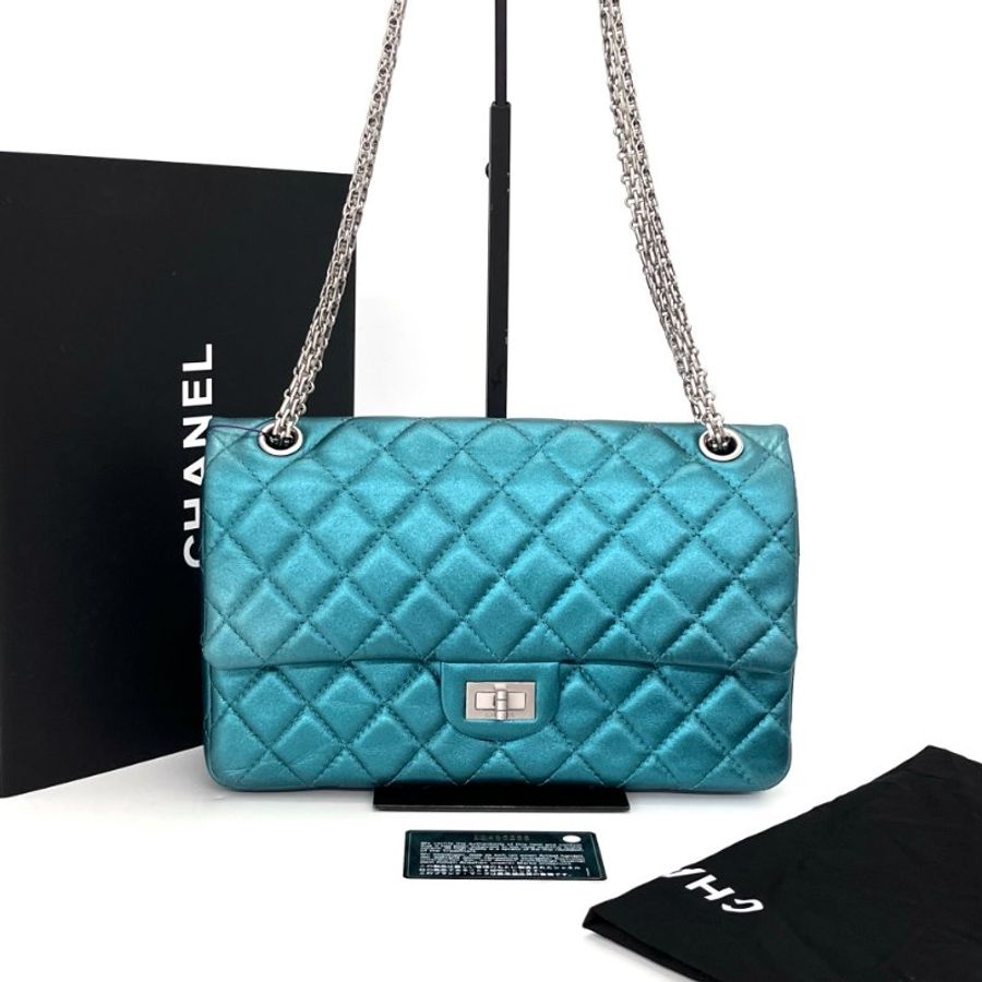 CHANEL 珠光孔雀藍 銀扣2.55中號肩背斜背鏈條包 28*17*9 98新配件盒子 塵袋 保卡-1