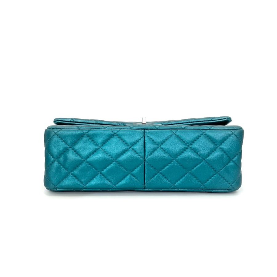 CHANEL 珠光孔雀藍 銀扣2.55中號肩背斜背鏈條包 28*17*9 98新配件盒子 塵袋 保卡-2