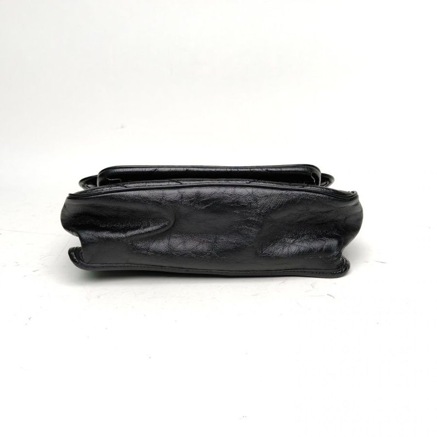 SAINT LAURENT Niki中號28黑色牛皮黑扣肩背包-4