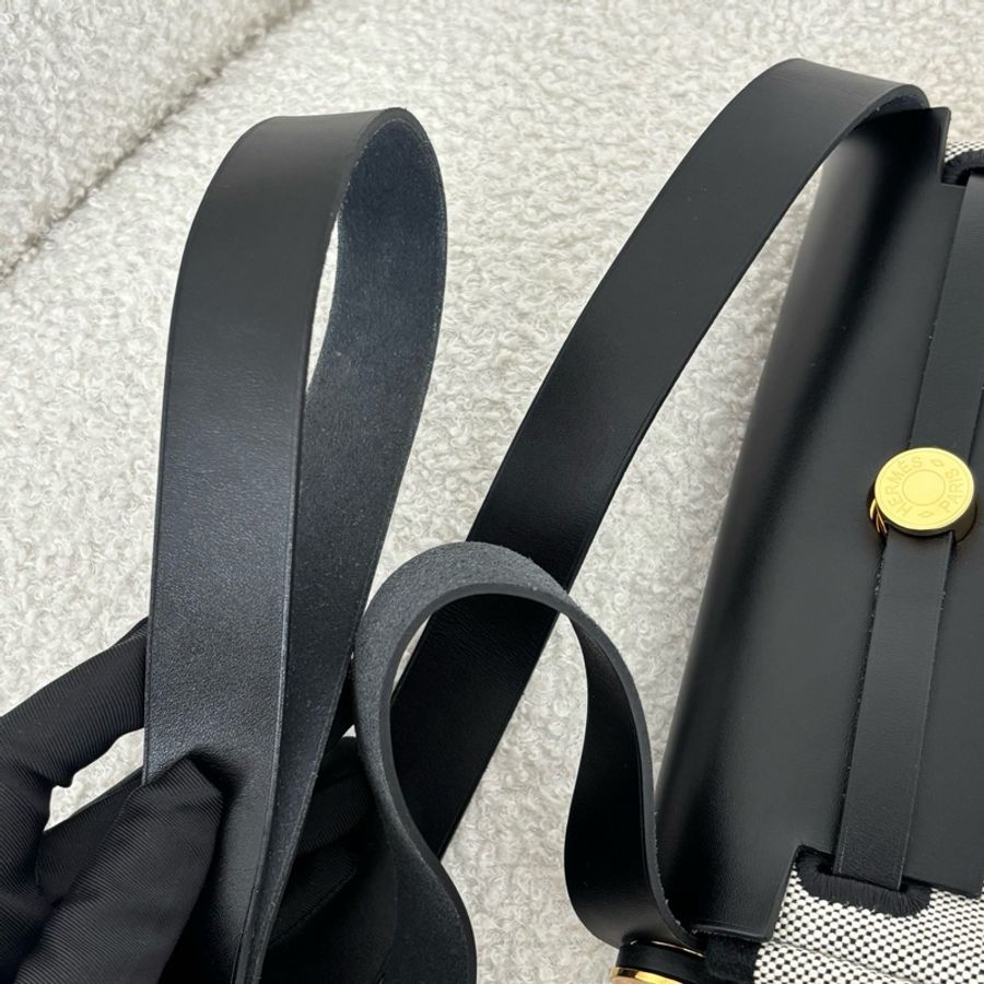 Hermes愛馬仕 herbag mini熊貓拼色斜背包 金扣-8