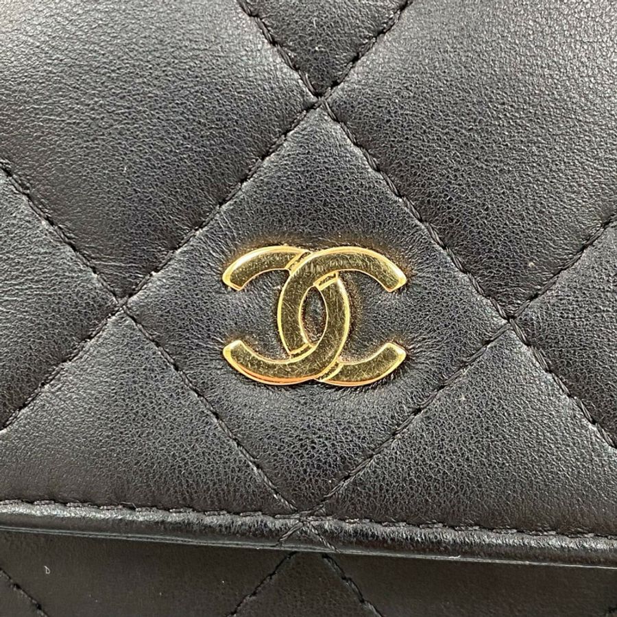 △ CHANEL 香奈兒 Black Lambskin Gold Tone Metal No.22 Chain Wallet 黑色小羊皮金色金屬No.22鏈條銀包 A33814-267012619-18