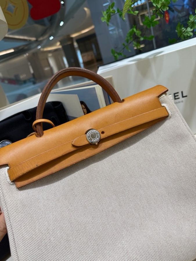 Hermes herbag 31 米白拼棕 銀扣 帆布包 斜挎包 帶可替換 黑色子袋-2