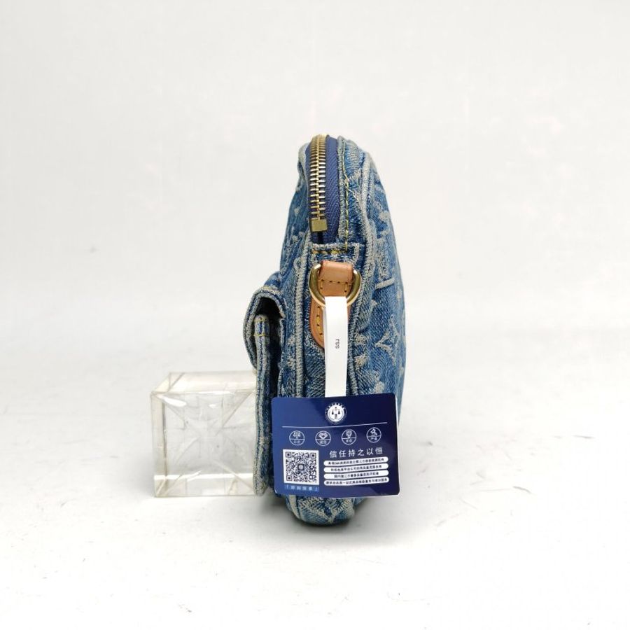 LOUIS VUITTON 牛仔藍晶片Fairfaxpochette豎版手機包肩背包-1