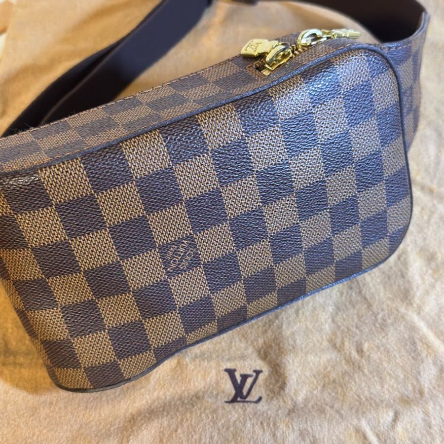 LOUIS VUITTON LV 路易威登 棋盤格 胸口包 棋盤格腰包-1