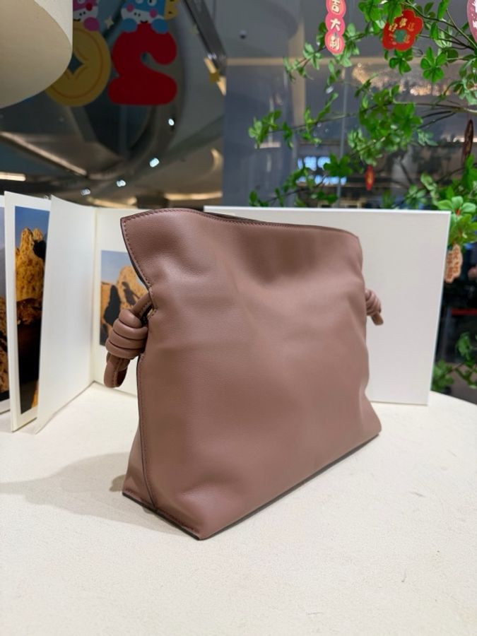 Loewe 羅意威 flamenco 福袋包中號 牛皮 肩帶可調節-5