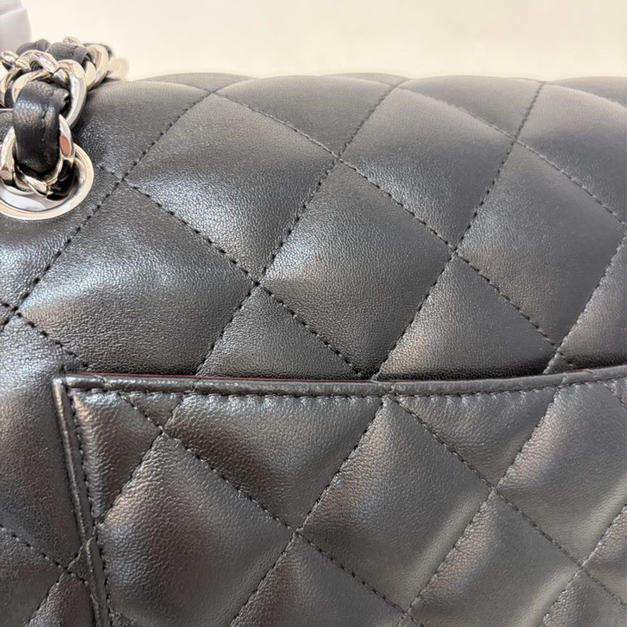 CHANEL A58600 黑羊皮 銀鍊 Jumbo 經典大型口蓋包 肩背包 斜背包-31