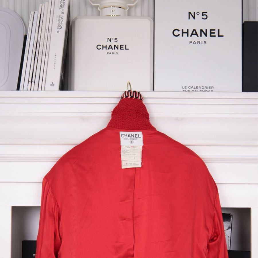 Chanel 86年秀款海报款红色毛呢金扣上衣外套-20