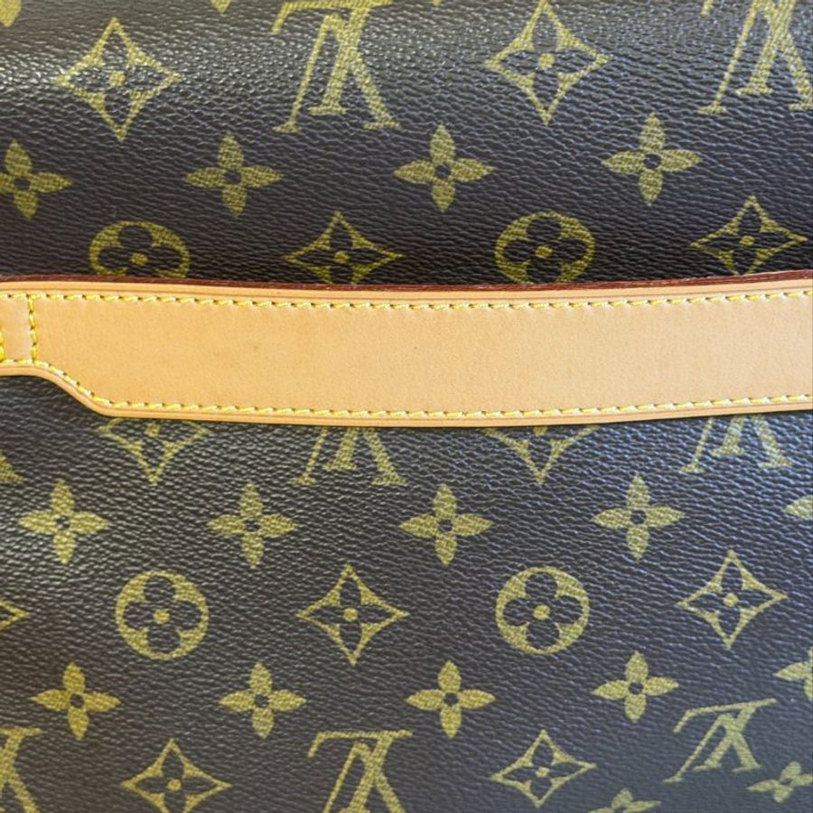 Louis Vuitton 經典字紋斜背王建民書包 扣環的包膜還在-3