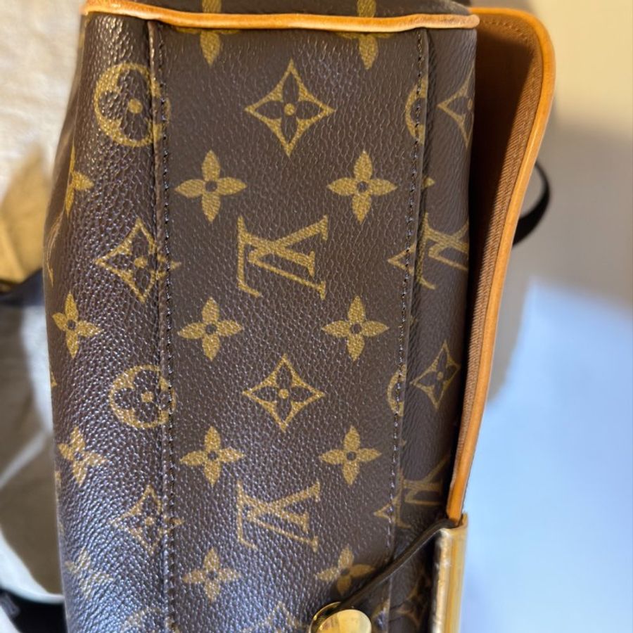 Louis Vuitton 經典字紋斜背王建民書包 扣環的包膜還在-11