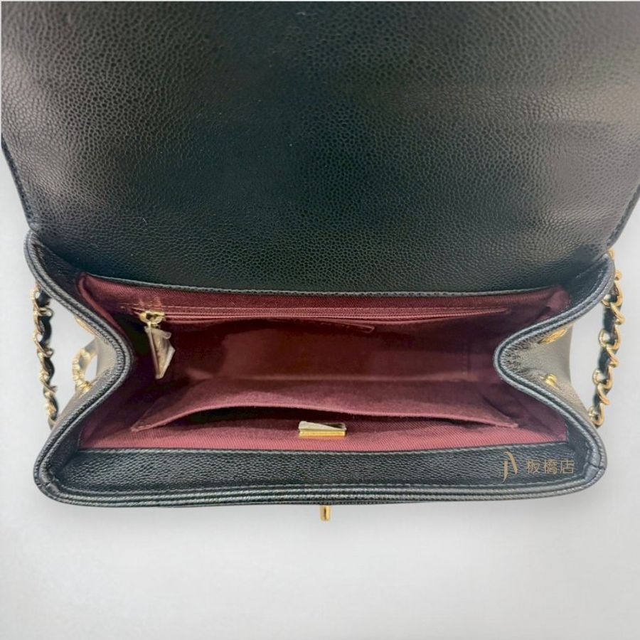 JS1474-Chanel 黑荔枝皮淡金釦中號郵差包 A93607-5