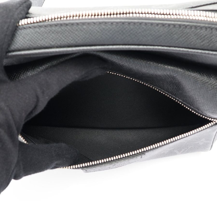 黑色 原花帆布 Outdoor Messenger PM 肩背包【LOUIS VUITTON LV 路易威登】 M30233-3