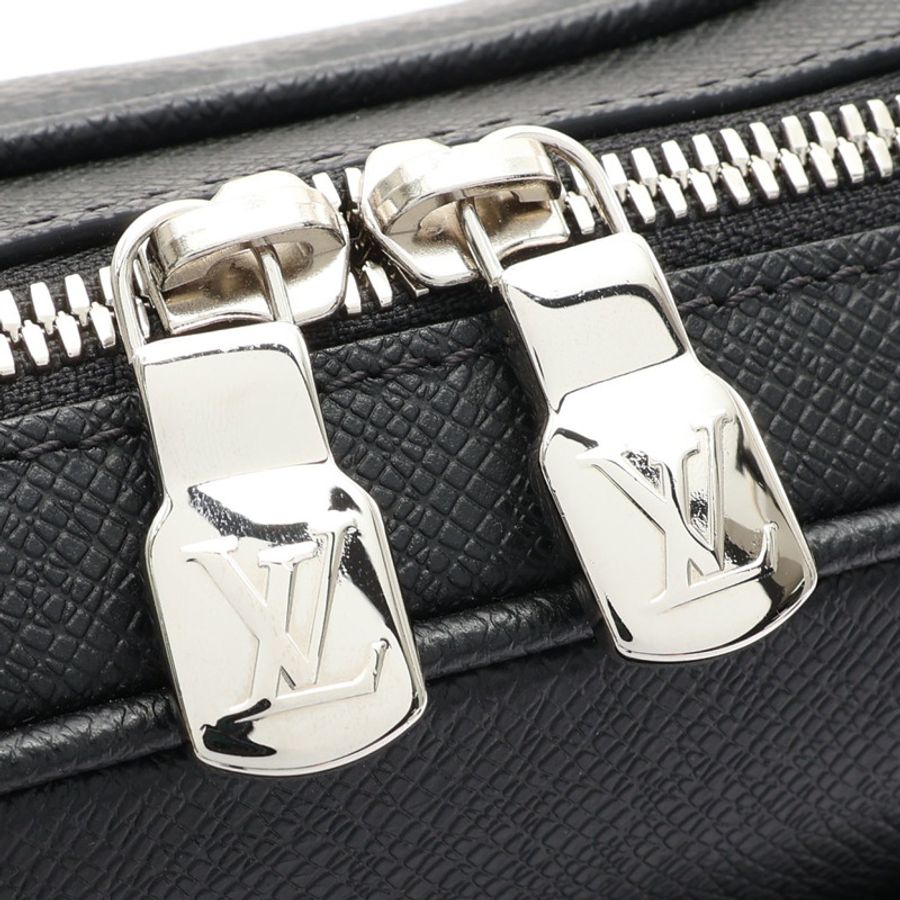 黑色 原花帆布 Outdoor Messenger PM 肩背包【LOUIS VUITTON LV 路易威登】 M30233-6