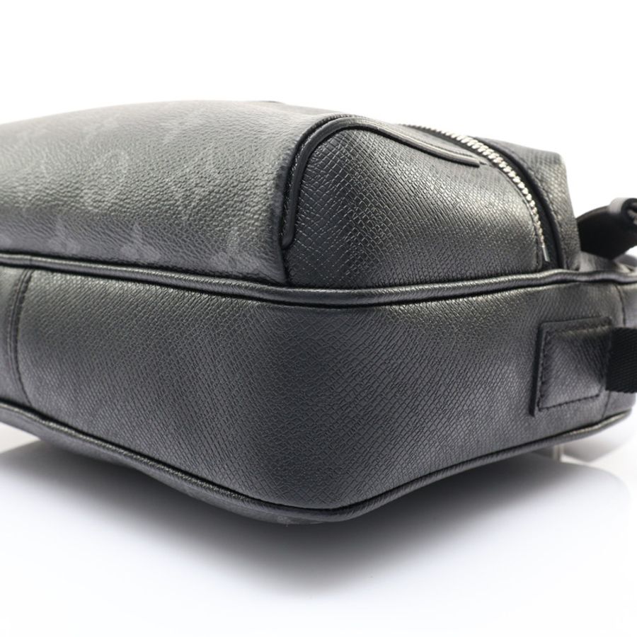 黑色 原花帆布 Outdoor Messenger PM 肩背包【LOUIS VUITTON LV 路易威登】 M30233-8