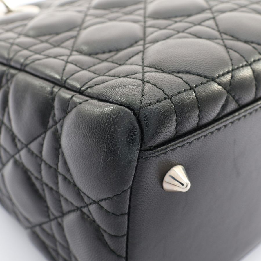 黑色 Cannage 藤格紋羊皮 Medium Lady Dior 兩用包 無背帶【Dior 迪奧】 M0565ONGE_M900-8