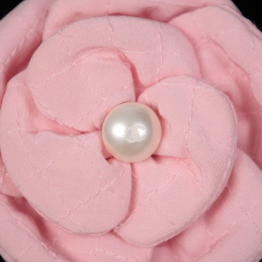 Chanel 15年樱花粉泡芙织物珍珠山茶花胸针-15