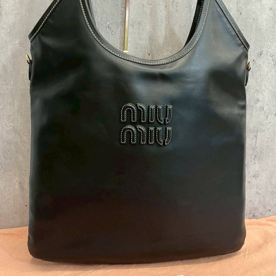 Miu Miu 直立式托特包-0