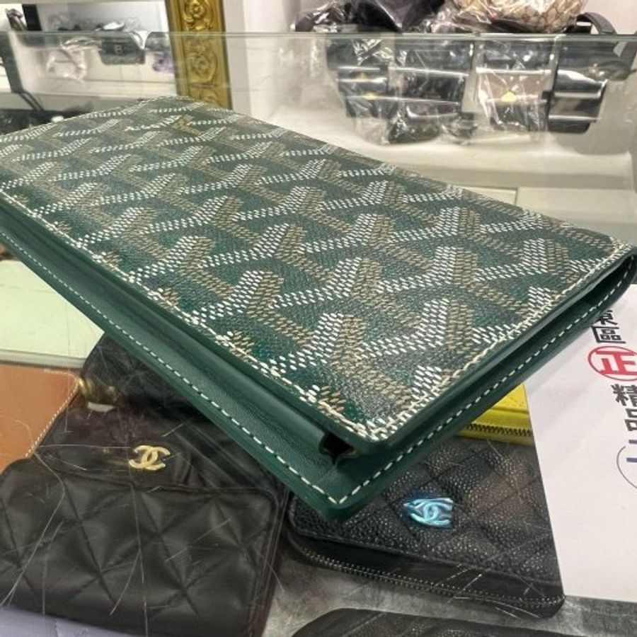 東區正精品㊣GOYARD Lambert 綠色皮革拼圖騰卡片夾對折有厚度長夾 RZ6509-7