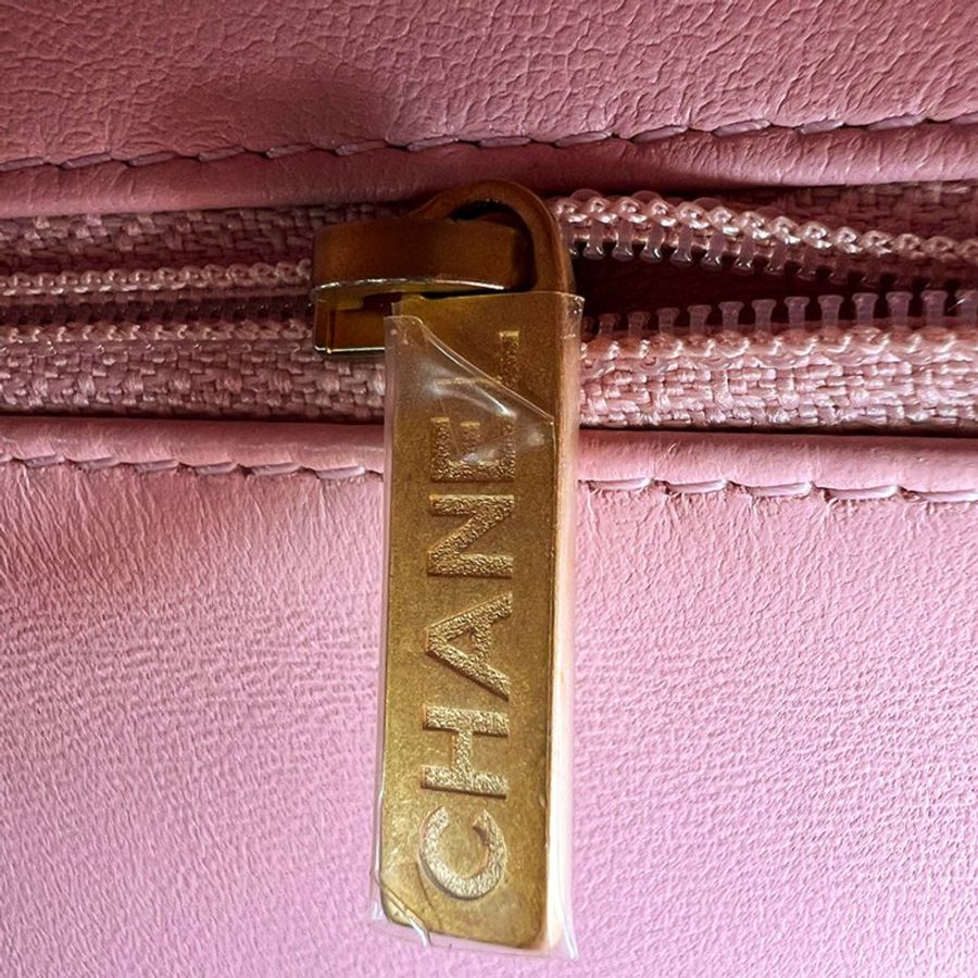 🖤 鑒定師的收藏 🖤 CHANEL Mini Flap 22k 香奈兒 復古金愛心鏈帶 菱格紋羊皮口蓋包 櫻花粉-24