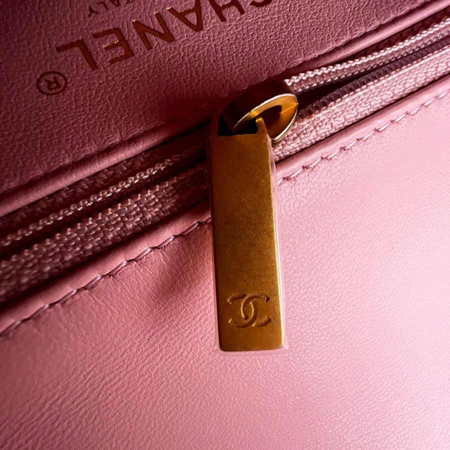 🖤 鑒定師的收藏 🖤 CHANEL Mini Flap 22k 香奈兒 復古金愛心鏈帶 菱格紋羊皮口蓋包 櫻花粉-25