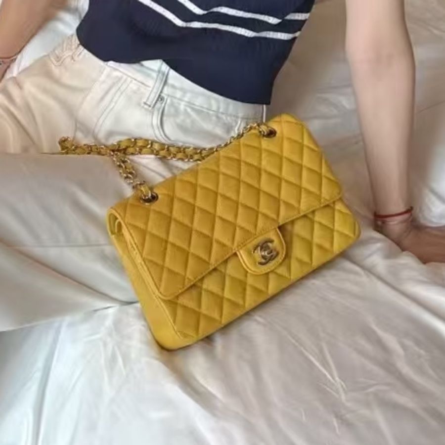 CHANEL香奈兒CF25小雞🐥黃中號漆皮材質夏日活力肩背包-2