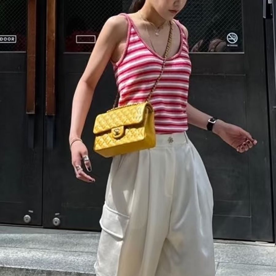 CHANEL香奈兒CF25小雞🐥黃中號漆皮材質夏日活力肩背包-6