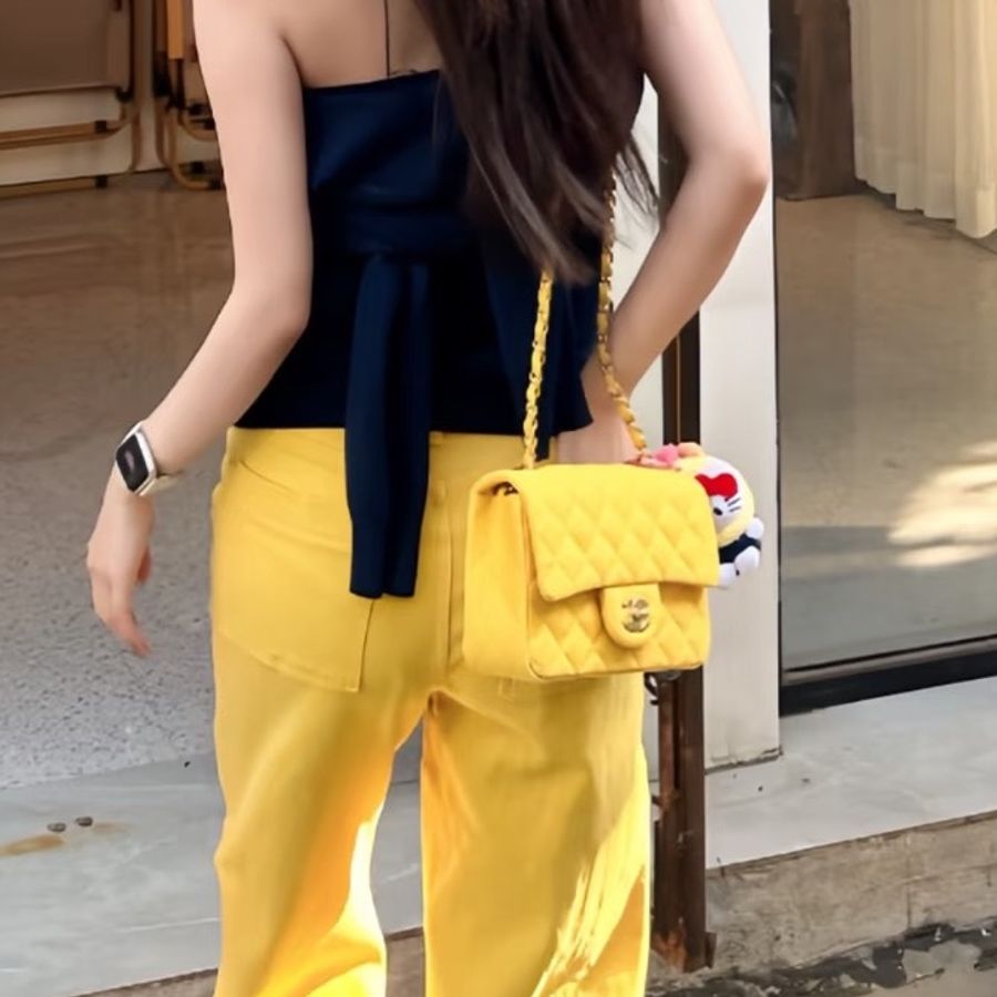 CHANEL香奈兒CF25小雞🐥黃中號漆皮材質夏日活力肩背包-30