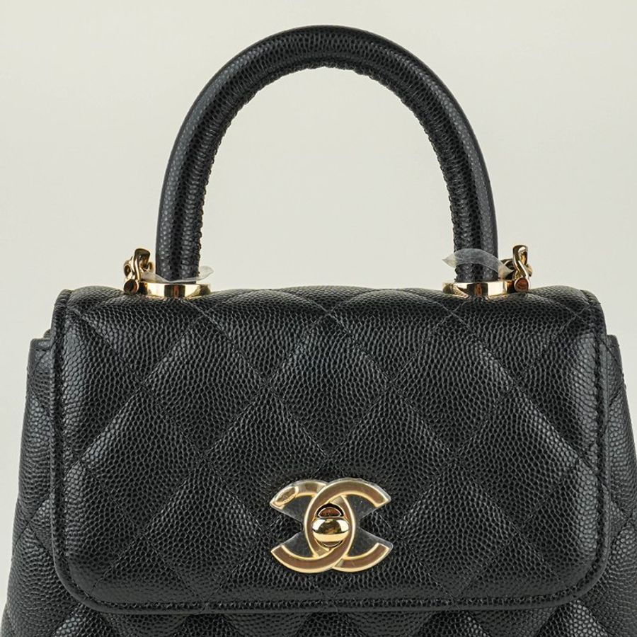 🖤 鑒定師的收藏 🖤 香奈兒 Coco Handle 迷你手柄包 黑色金扣 魚子醬牛皮|CHANEL Nano【 舉手投足間,盡顯頂級存在 】-13