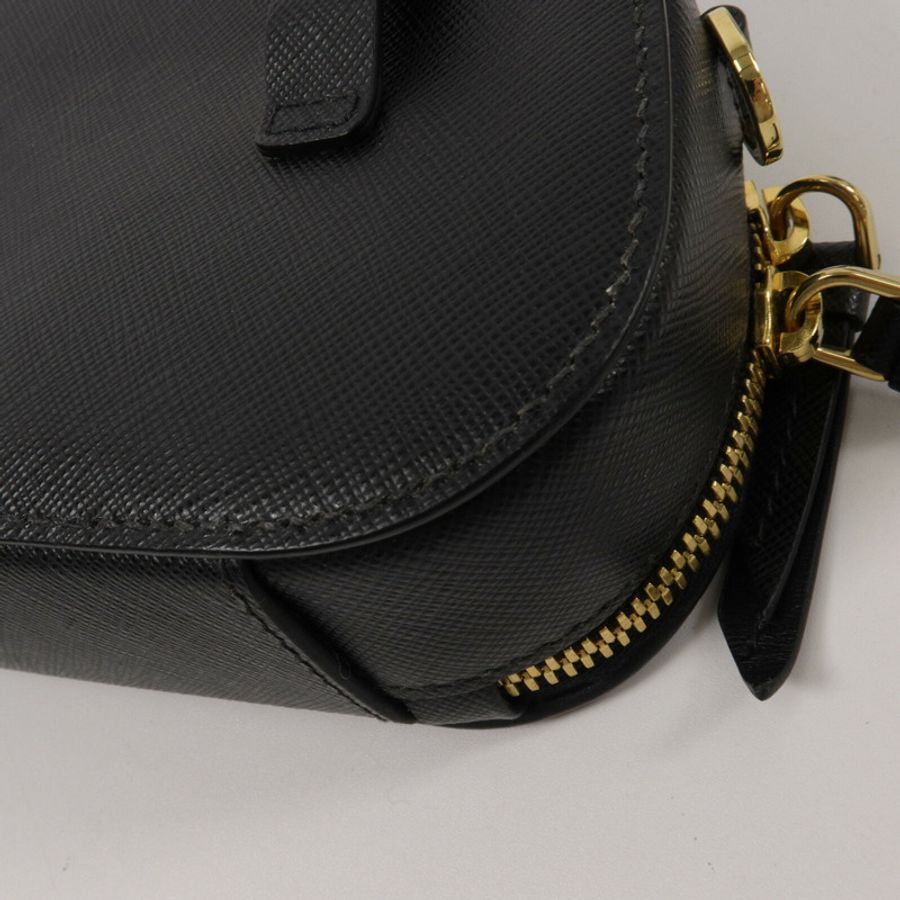 PRADA 牛皮皮革Odette Convertible Belt Bag腰包-14
