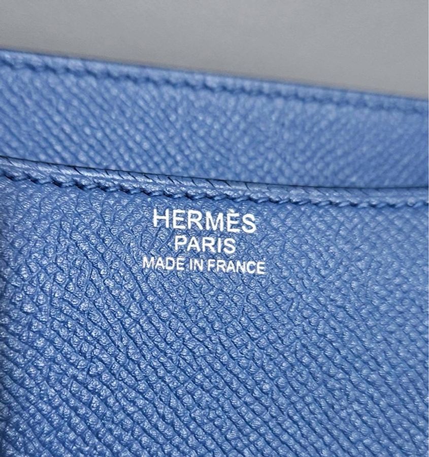 膠膜未撕 Hermes 康康 24-7