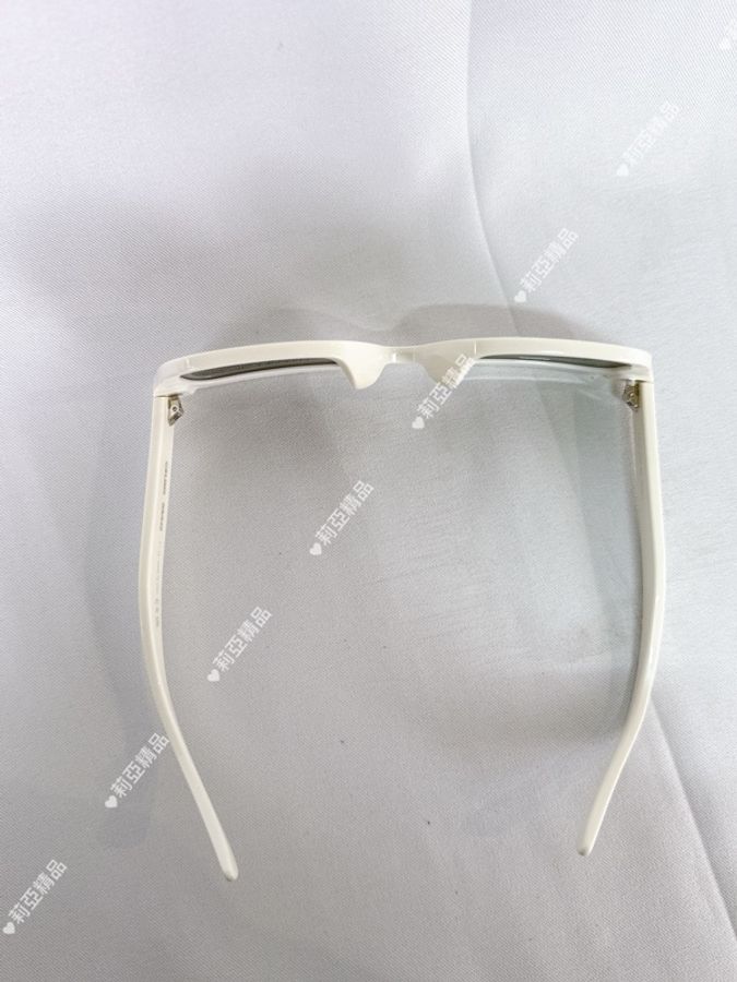 莉亞精品♡ Celine 白色膠框墨鏡附小包 二手美品-7