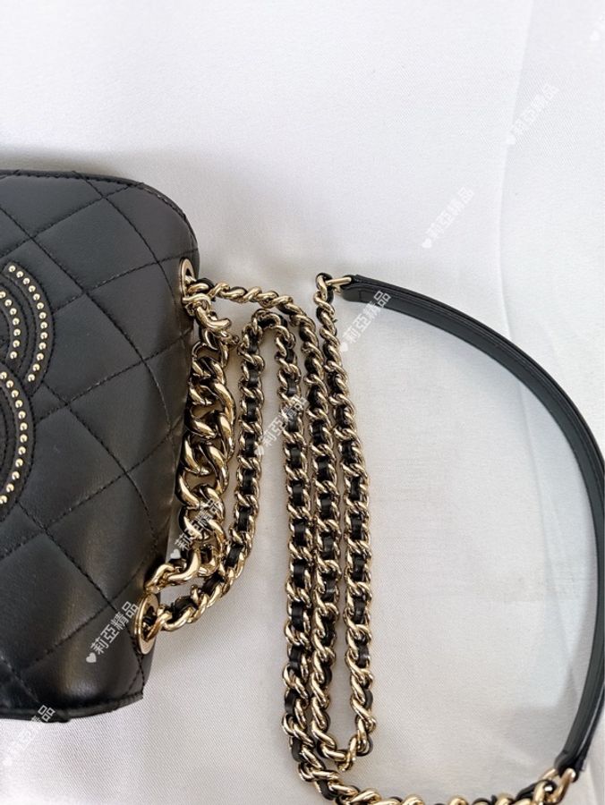 莉亞精品♡ Chanel AS1514 鉚釘口蓋包 二手美包-19