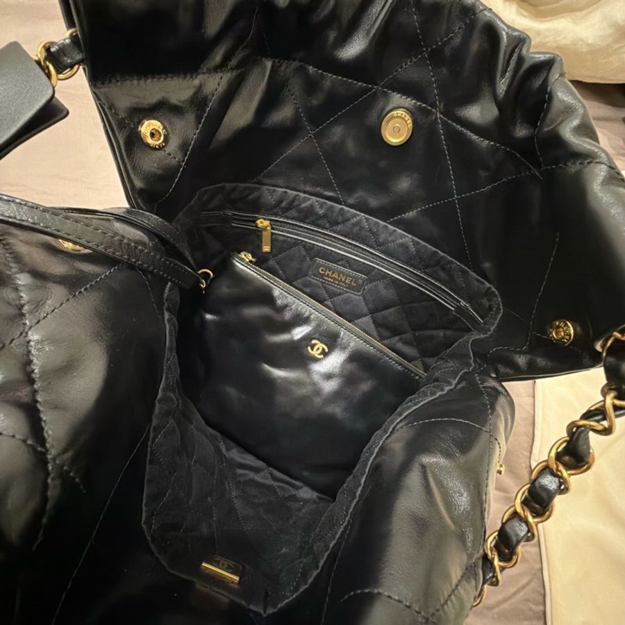 （成田機場購入）CHANEL 22-10