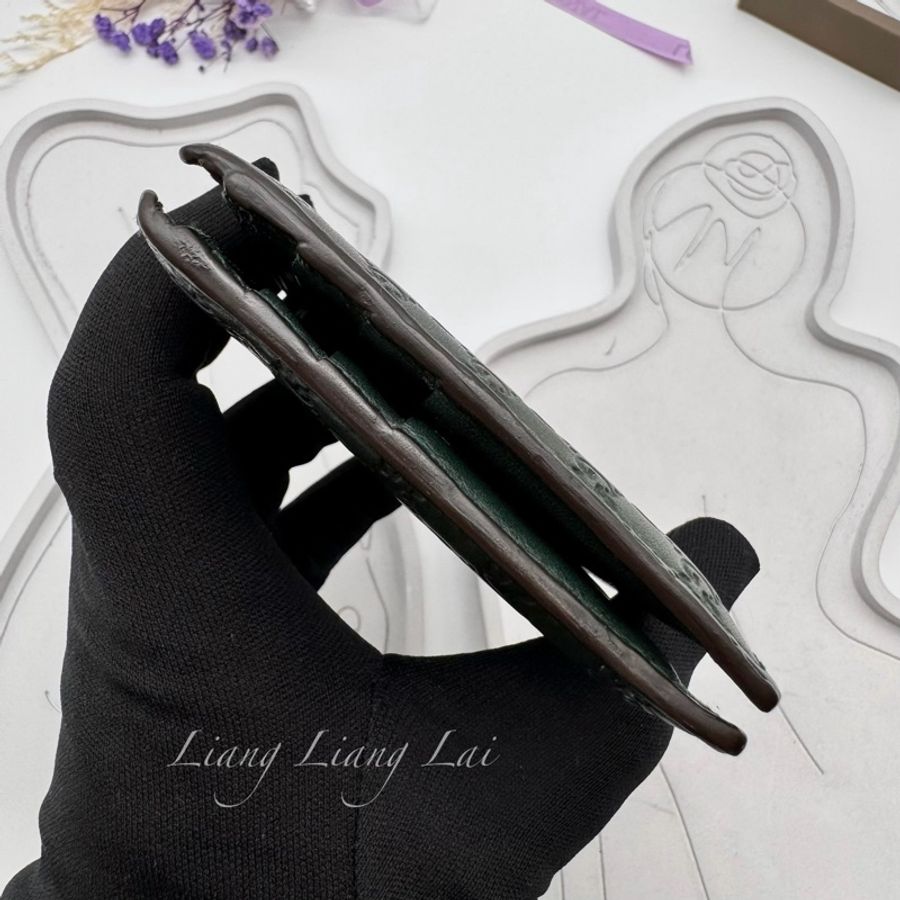 GUCCI 古馳 Guccissima 壓紋牛皮墨綠色對開短夾-16