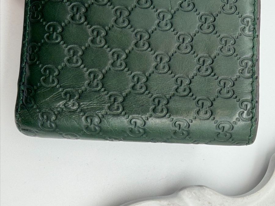 GUCCI 古馳 Guccissima 壓紋牛皮墨綠色對開短夾-23