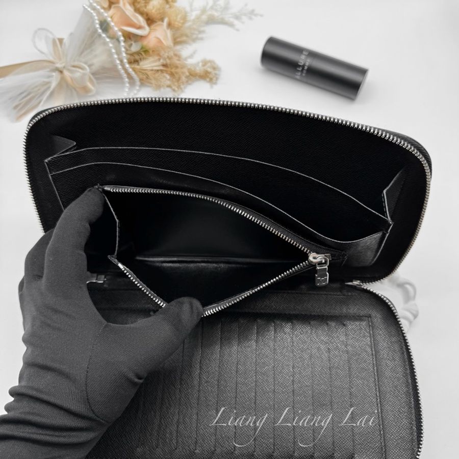 LOUIS VUITTON LV Taïga Zippy Organizer 灰黑色拉鍊手拿長夾|商務收納夾-8