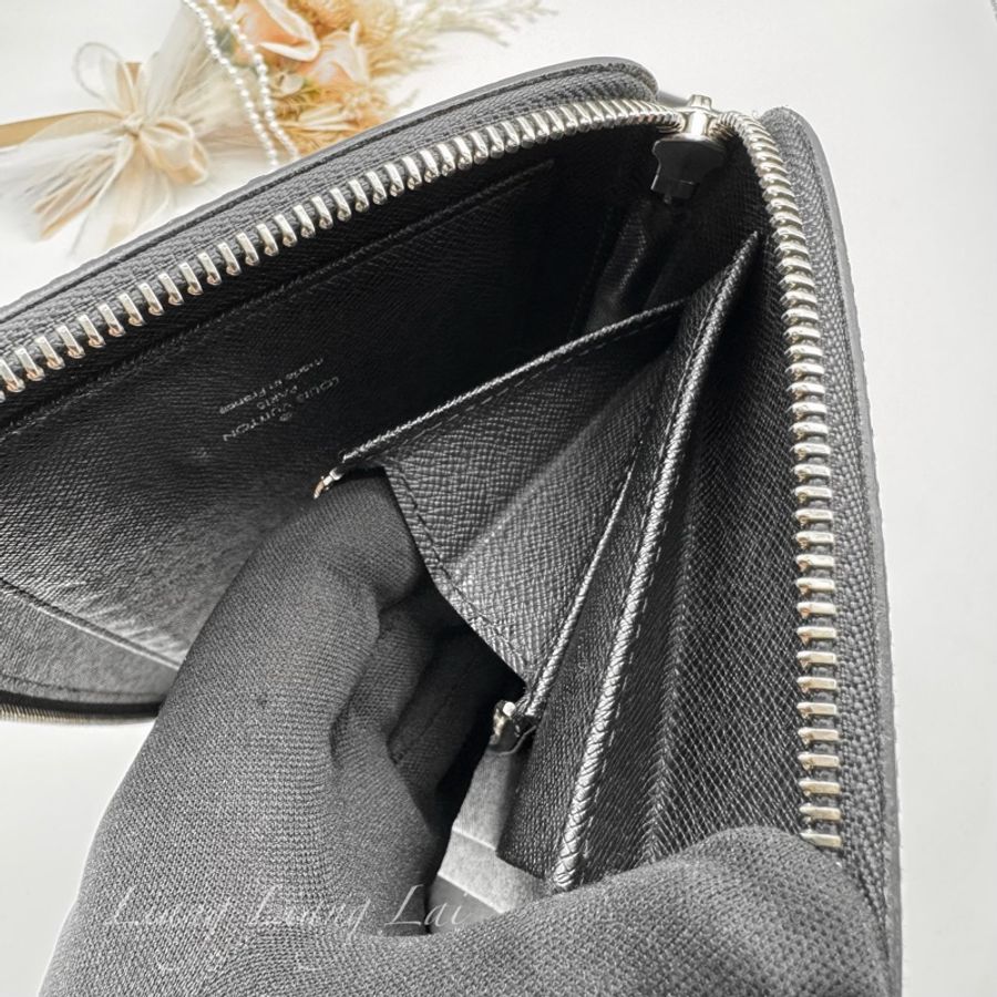LOUIS VUITTON LV Taïga Zippy Organizer 灰黑色拉鍊手拿長夾|商務收納夾-10