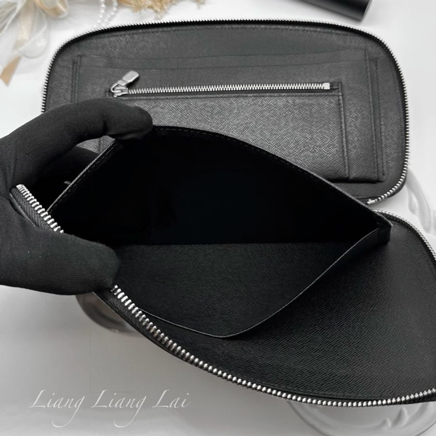LOUIS VUITTON LV Taïga Zippy Organizer 灰黑色拉鍊手拿長夾|商務收納夾-12