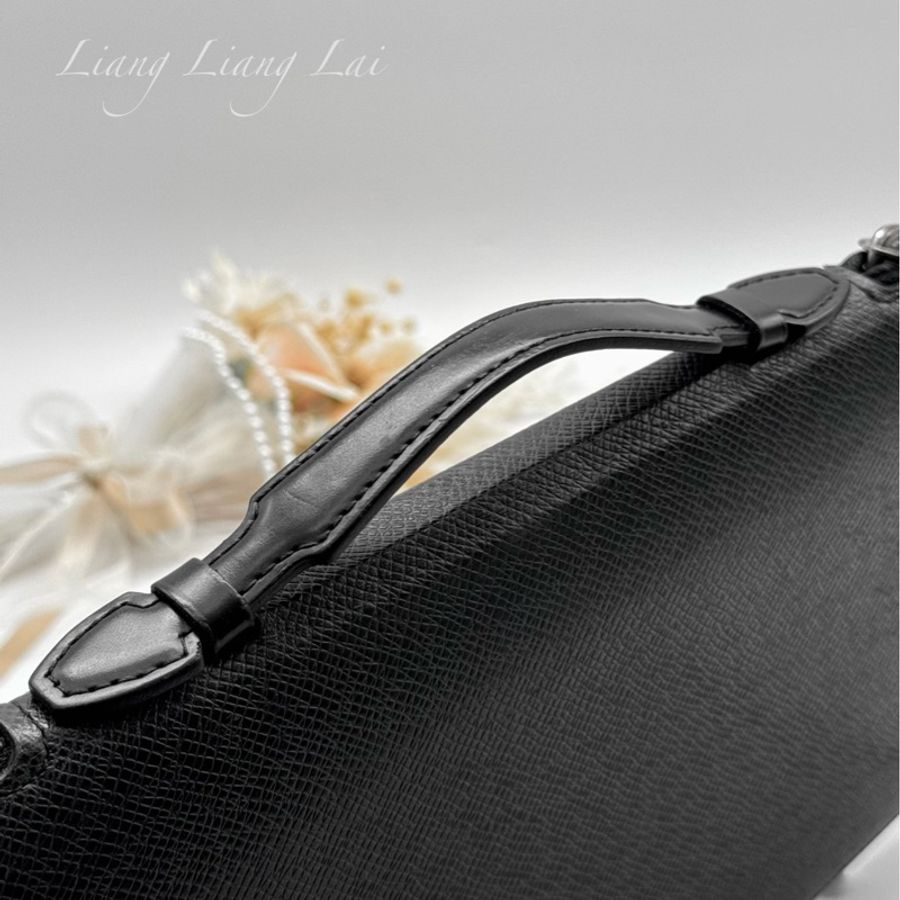 LOUIS VUITTON LV Taïga Zippy Organizer 灰黑色拉鍊手拿長夾|商務收納夾-21